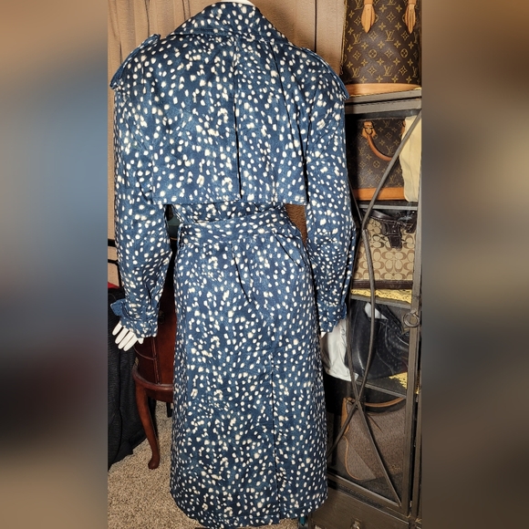 Ann Taylor Modern Trench Coat - Picture 8 of 8